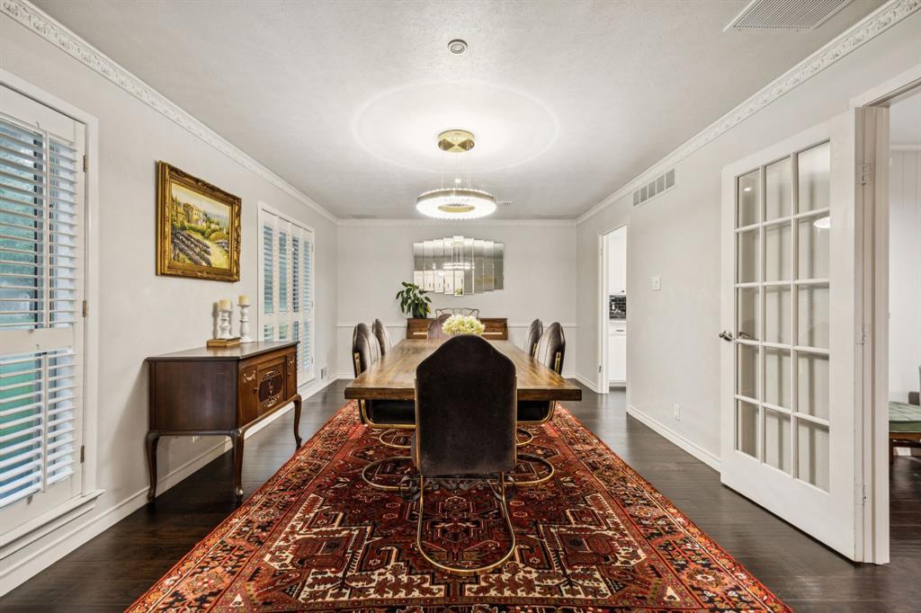 Merriman Manor - Residential