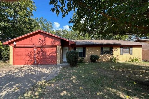 6613 Plantation Road Forest Hill TX 76140
