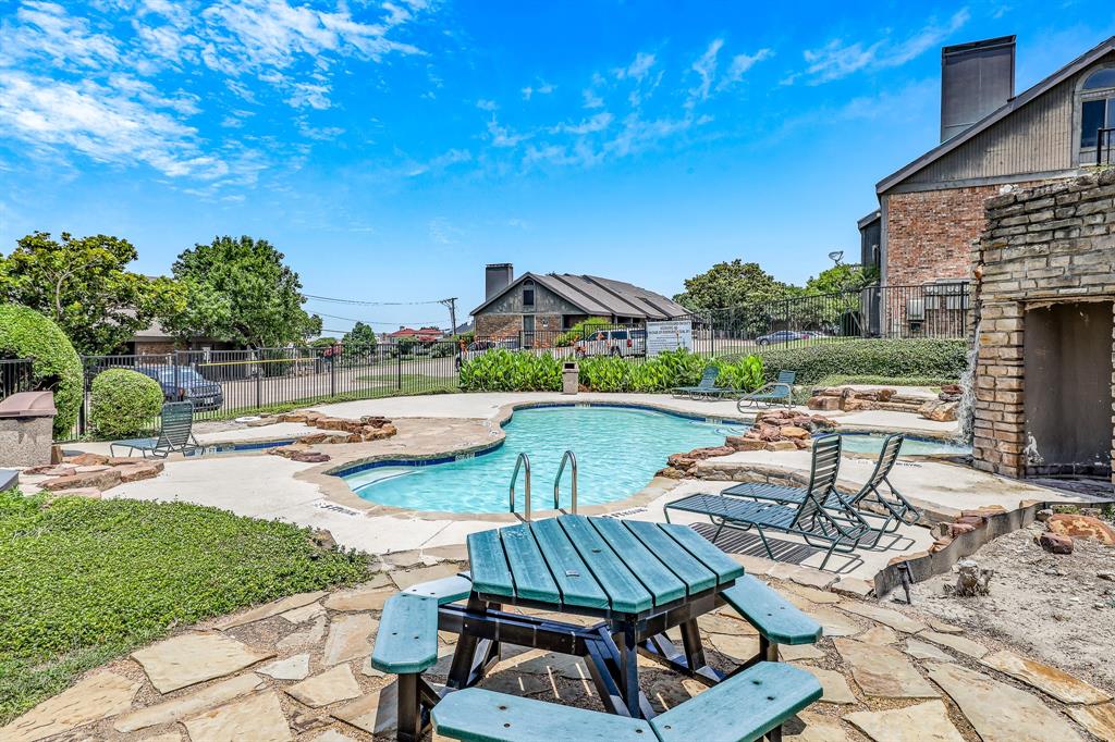 Signal Ridge #3 - Residential