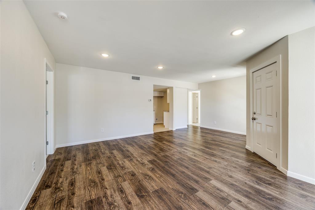 919 S Weatherred Drive 127