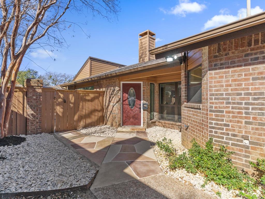 3303 Water Oak Court