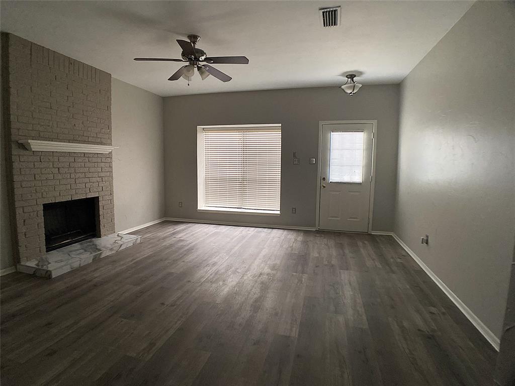 Meadowridge Condos Ph 01 - Residential