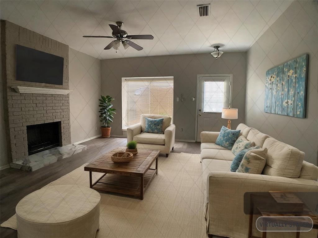 Meadowridge Condos Ph 01 - Residential