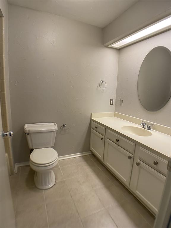 Meadowridge Condos Ph 01 - Residential