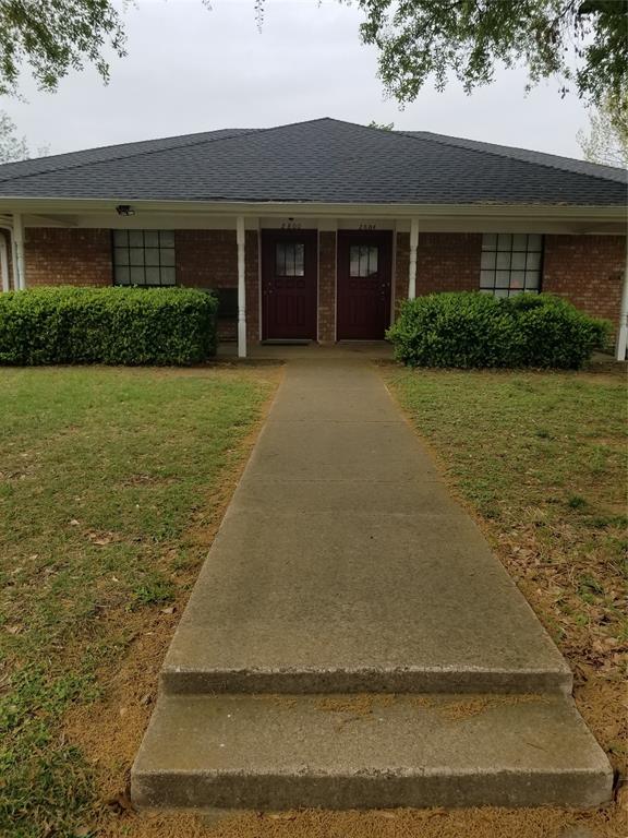 2800 Springhaven Court