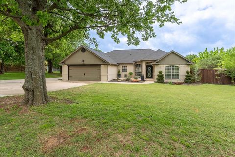 523 W 1st Street Justin TX 76247