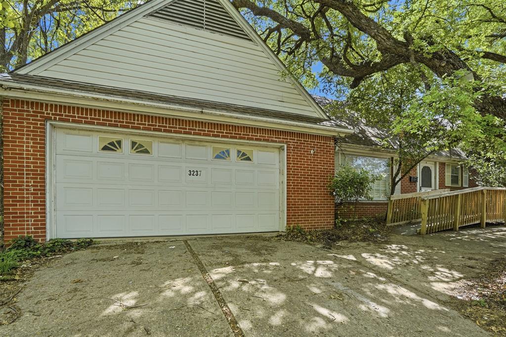 3237 Preston Hollow Road