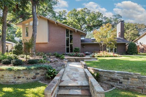 2413 W Prairie Creek Drive Richardson TX 75080