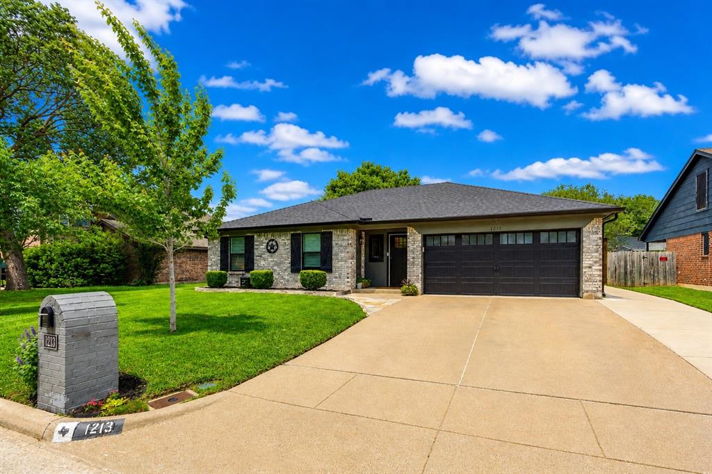 1213 Nelson Place