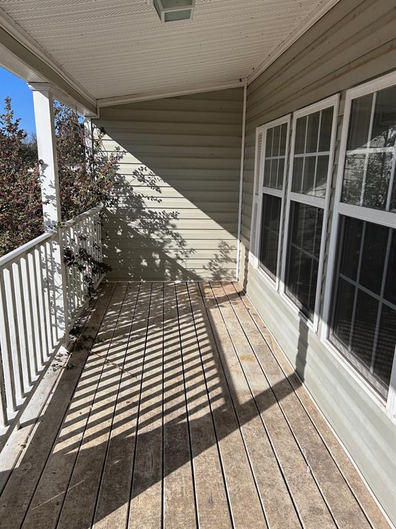 Gray Duck North 03 - Residential