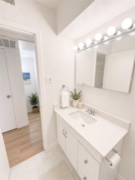 Coventry Village Condo - Residential