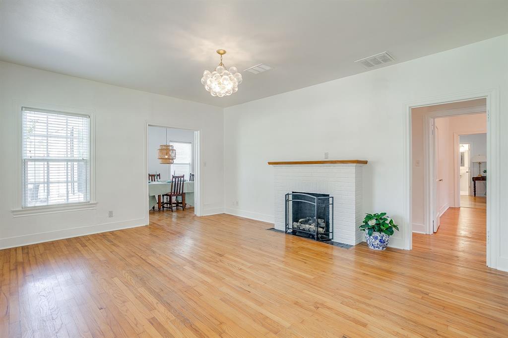 Chamberlain Arlington Heights 1st - Residential