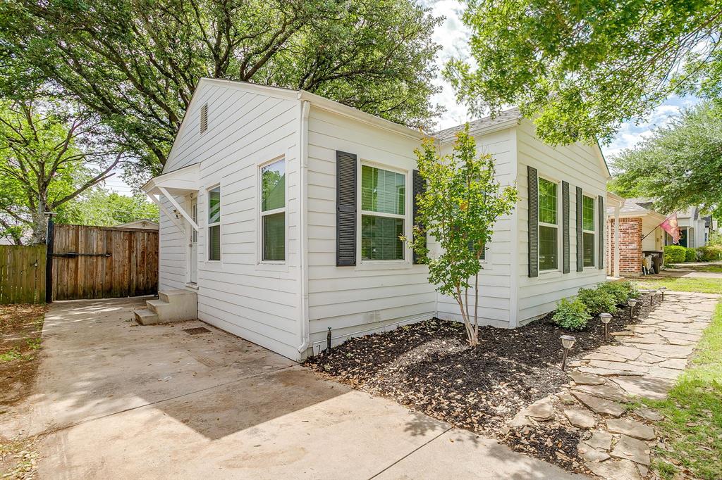 Chamberlain Arlington Heights 1st - Residential