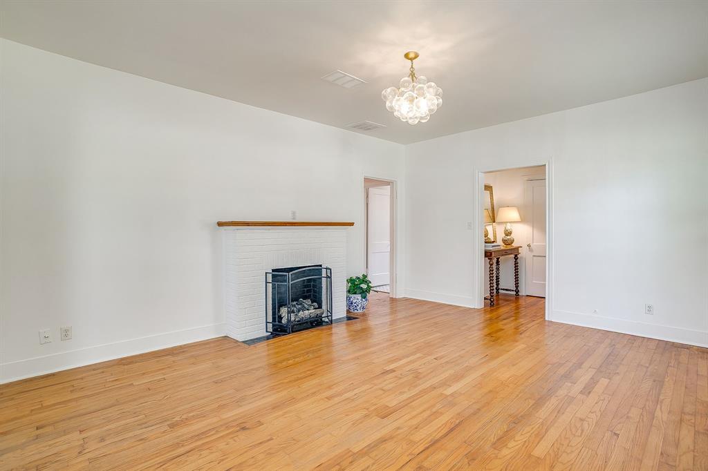 Chamberlain Arlington Heights 1st - Residential
