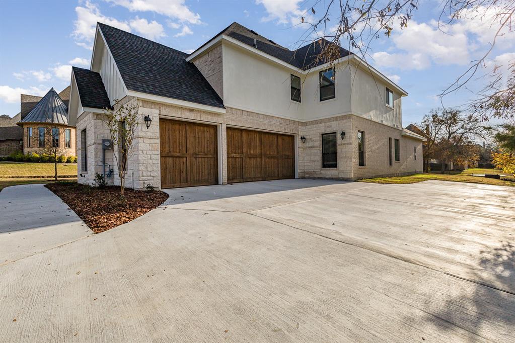 209 Mockingbird Lane