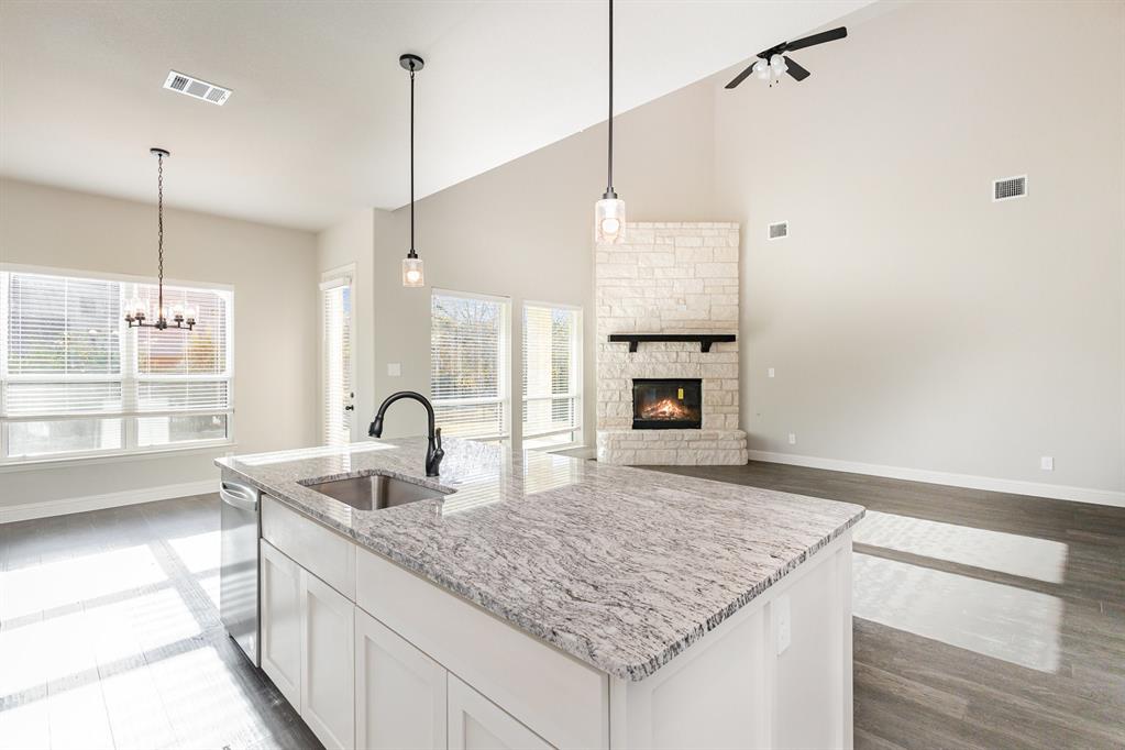 209 Mockingbird Lane