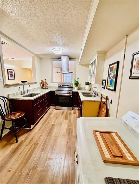 Trinity Meadows Condos - Residential