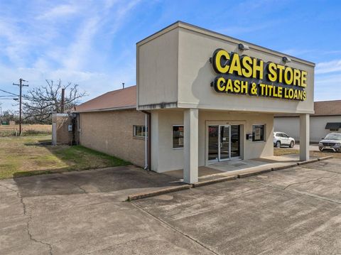 412 N McCoy Boulevard New Boston TX 75570