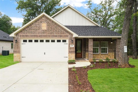 Photo of 119 Parkside Drive, Trinidad, TX 75163 (MLS # 21312620)