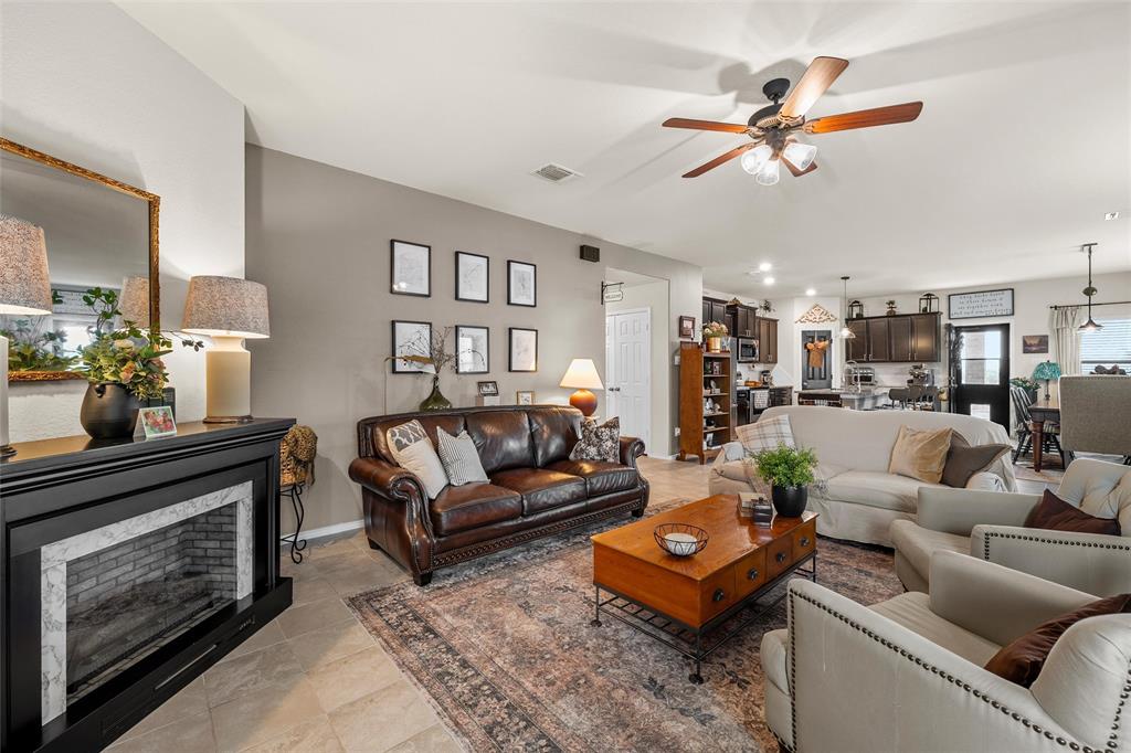 1207 Lilac Ledge Drive