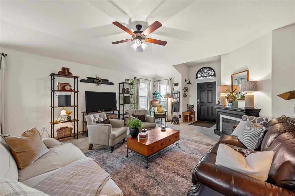 1207 Lilac Ledge Drive