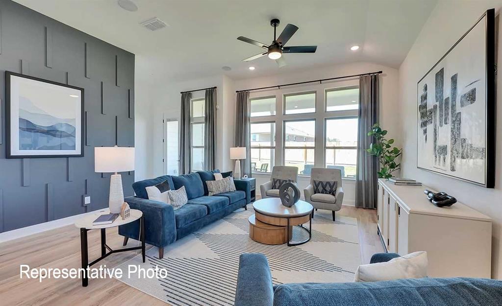 2832 Alcove Lane