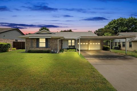 11114 Quail Run Street Dallas TX 75238