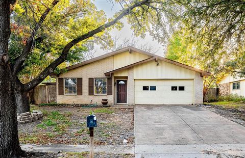 Photo of 3401 Tarkio Road, Plano, TX 75074 (MLS # 21197516)