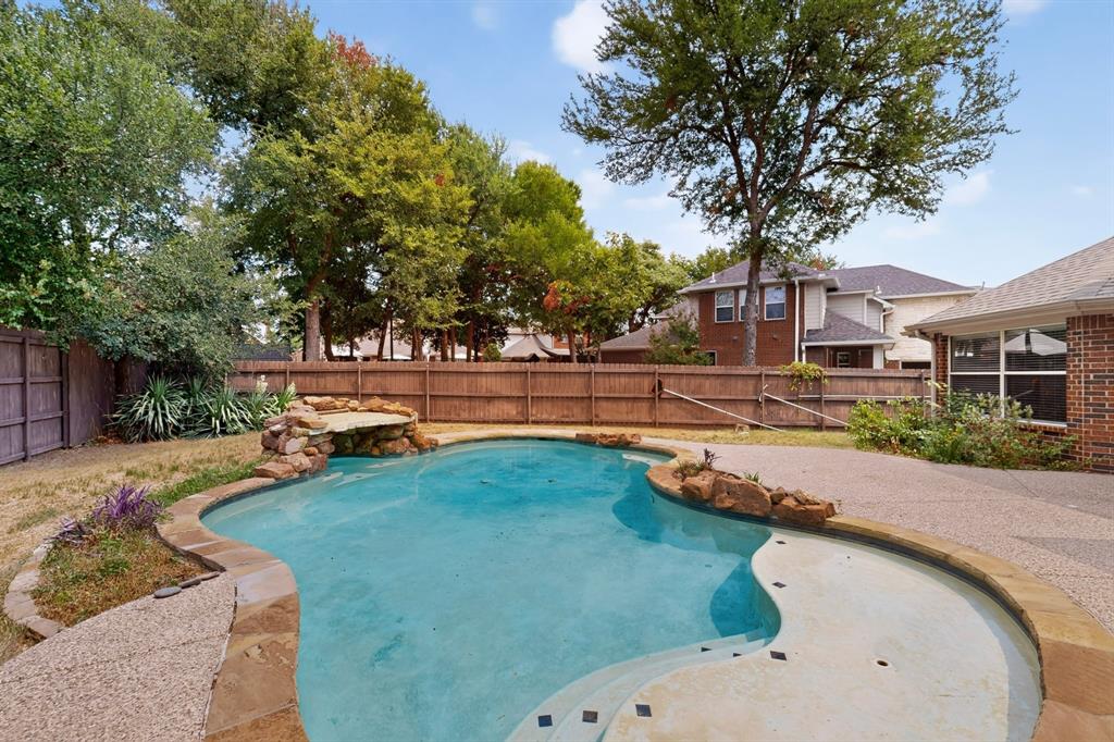 2420 Bent Trail