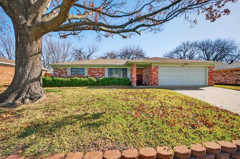 3213 Bordeaux Street Sherman TX 75090