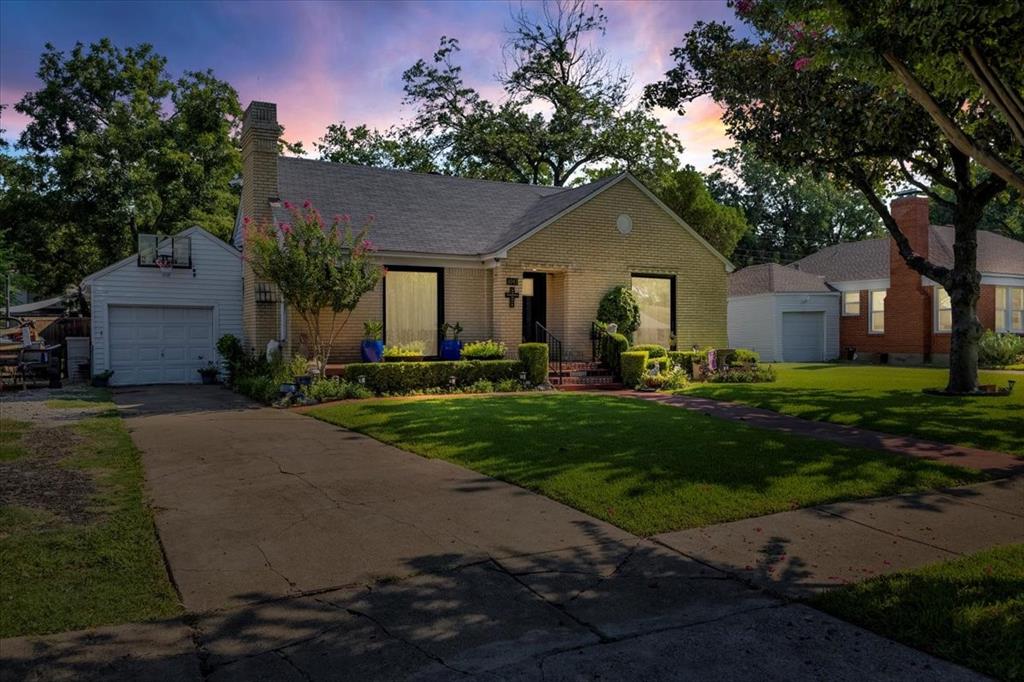6043 Overlook Drive