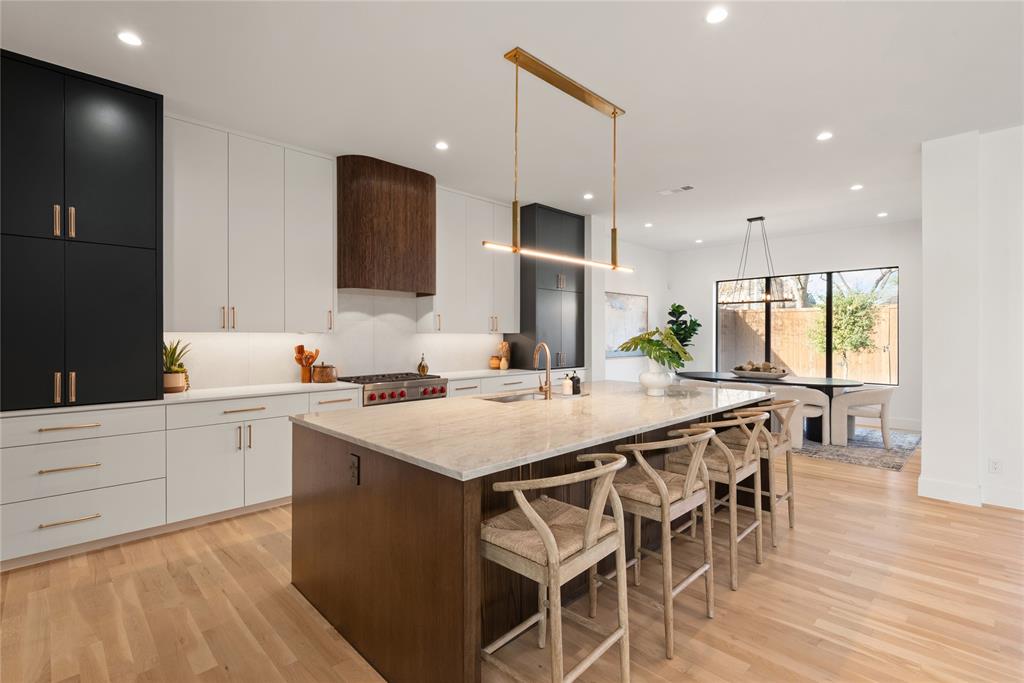 BOB O LINKS DOWNS - Residential