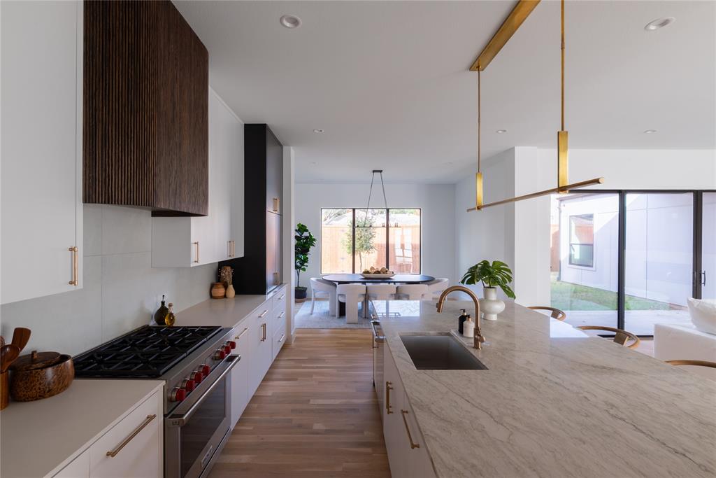 BOB O LINKS DOWNS - Residential