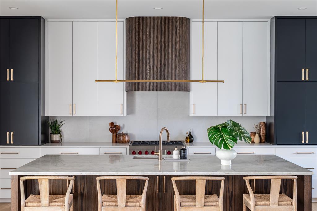 BOB O LINKS DOWNS - Residential