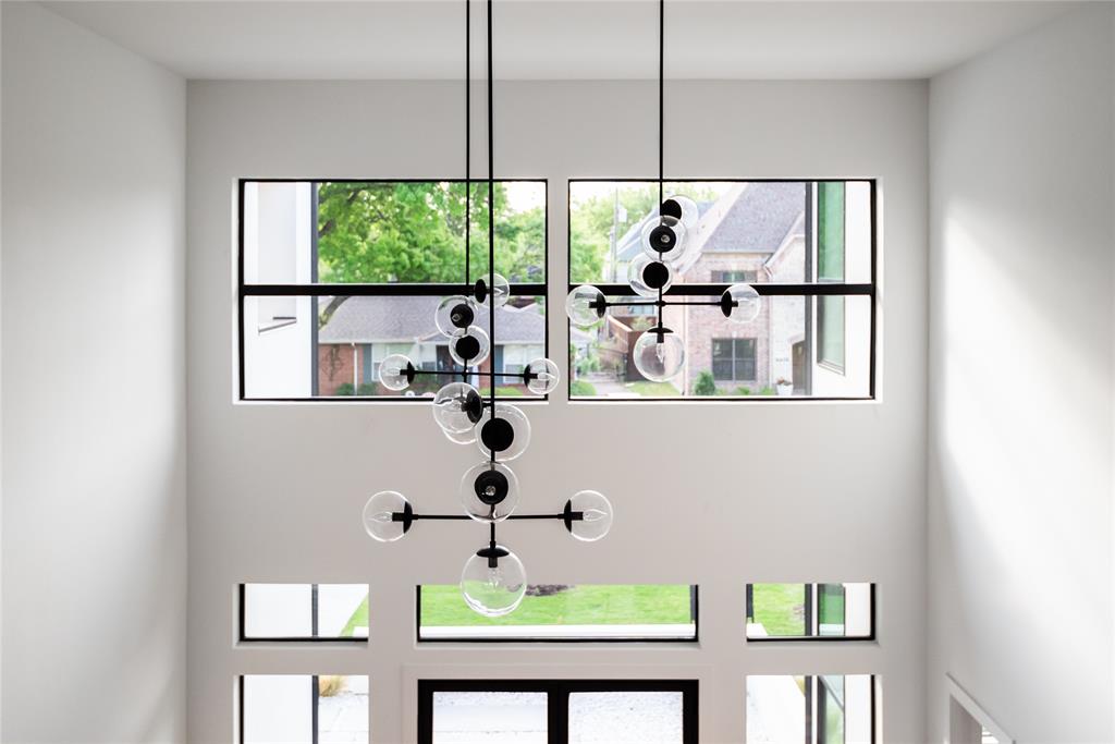 BOB O LINKS DOWNS - Residential