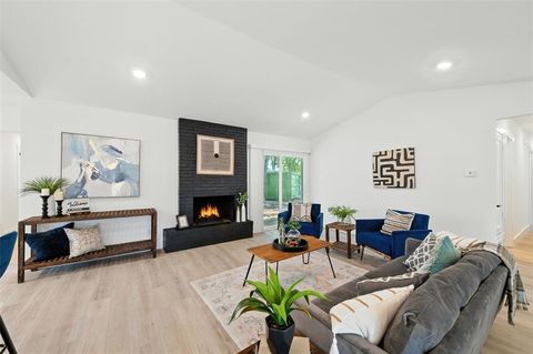 1411 E Kirnwood Drive Dallas TX 75232