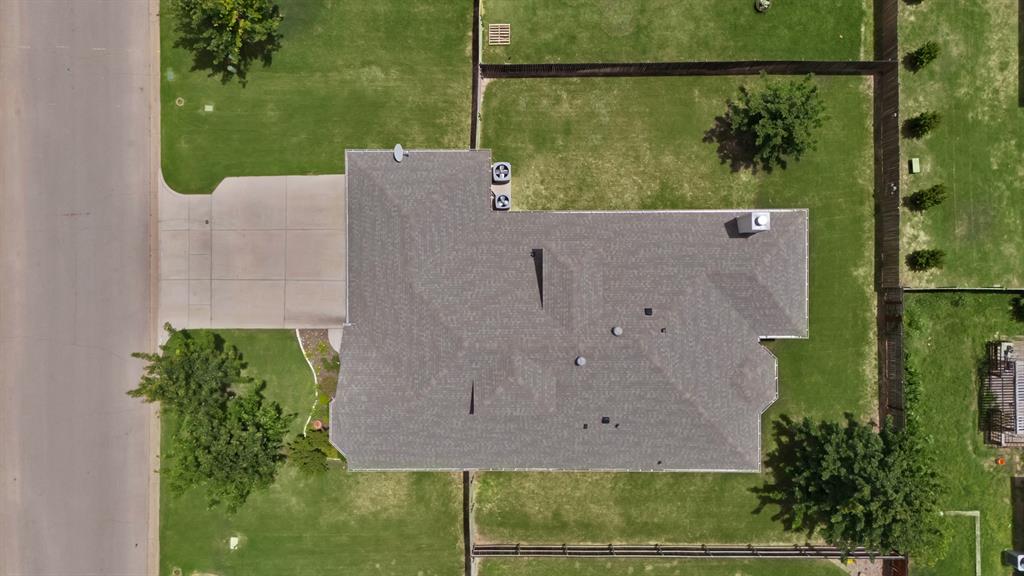 2202 Louis Trail