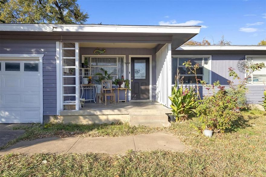 I’m excited to present a home in one of the most centrally located and convenient areas of Grand Prairie. This property offers incredible access to everything the Dallas–Fort Worth metroplex has to offer, making it a fantastic option for buyers who value location above all else. With quick connectivity to I-30, SH-161, Loop 12, and Highway 360, getting to Dallas, Fort Worth, Arlington, and surrounding cities is fast and simple—perfect for commuters or anyone who wants to be in the center of it all.
What really makes this home stand out is how close it is to some of the area’s top attractions and daily conveniences. Within minutes, you can enjoy Grand Prairie Premium Outlets, Epic Waters Indoor Waterpark, Lone Star Park, Trader’s Village, and a huge variety of restaurants, shopping centers, and entertainment options. Whether it’s a quick errand, a night out, or a family day trip, everything is right around the corner.
Outdoor activities are also easy to access, with Joe Pool Lake, parks, trails, and recreational areas just a short drive away. It’s a great location for anyone who wants a mix of city access and outdoor fun.
This is an established neighborhood with strong long-term value, offering proximity to schools, grocery stores, pharmacies, and all the essentials that make daily life simple and convenient. If you're looking for a home in a prime location with unmatched accessibility, this one delivers. The location alone makes it a smart move for any buyer