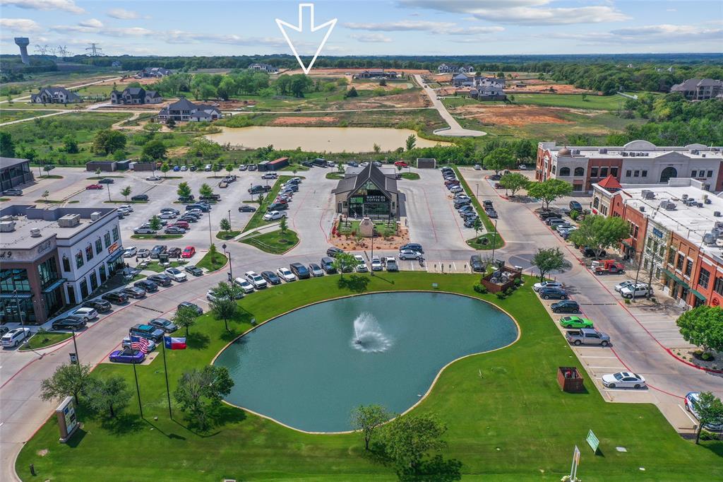 2718 Kentucky Derby Drive