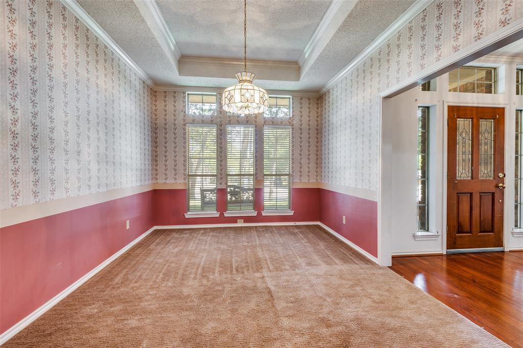 2104 Valley View Drive