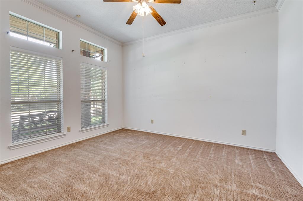 2104 Valley View Drive