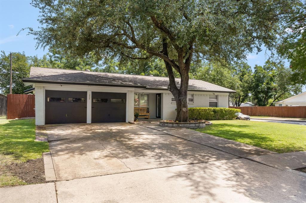 Valwood Park 16 - Residential