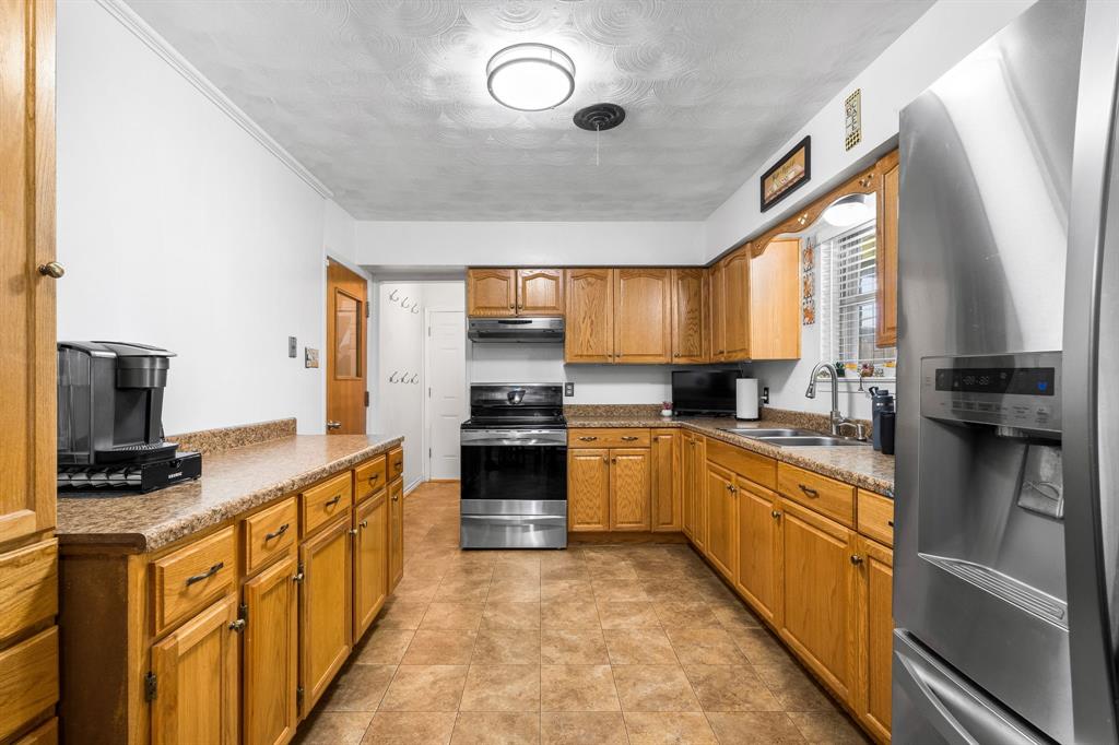 Valwood Park 16 - Residential