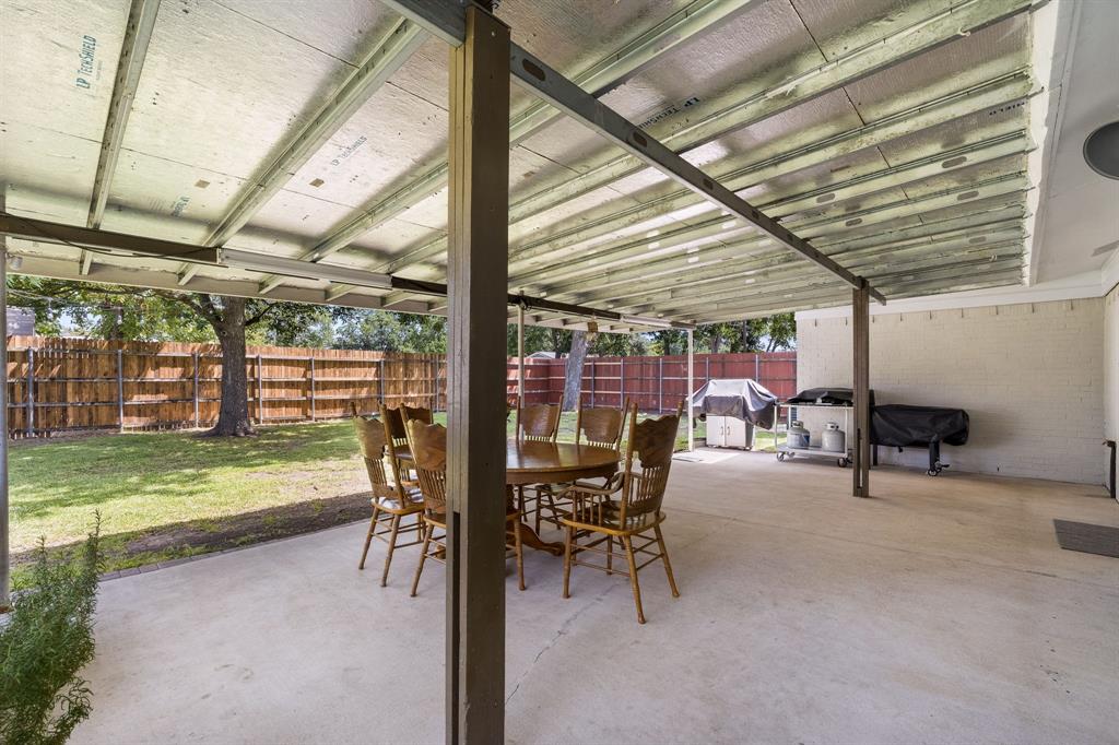 Valwood Park 16 - Residential