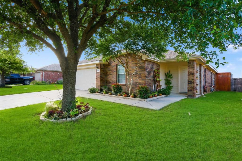 1136 Kachina Lane
