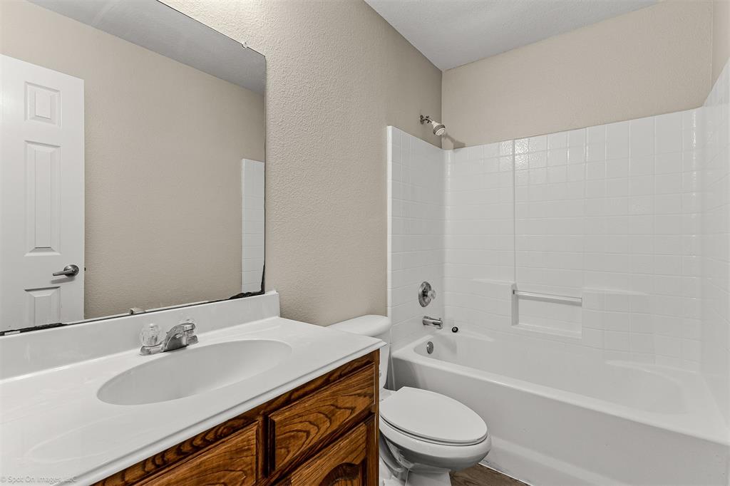 WOODLAND CREEK - Residential