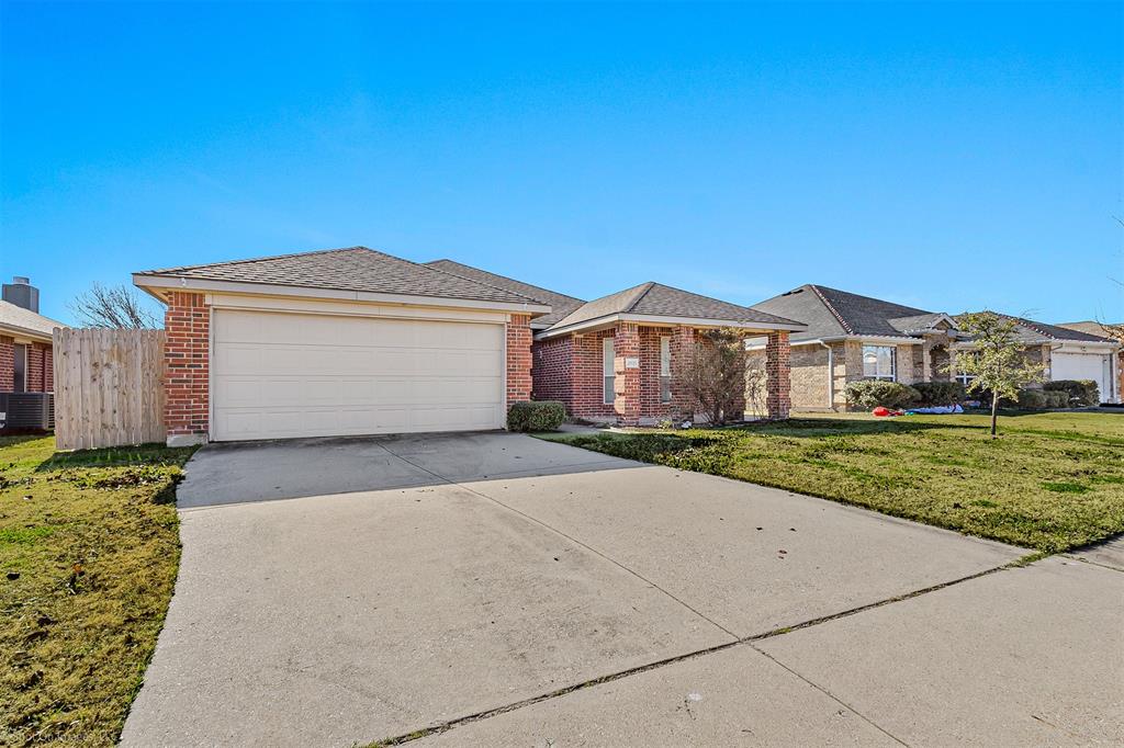 WOODLAND CREEK - Residential