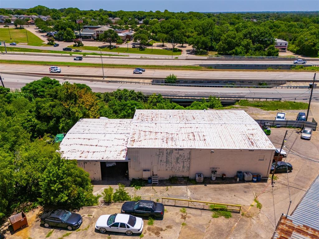 Crestview - Commercial Sale