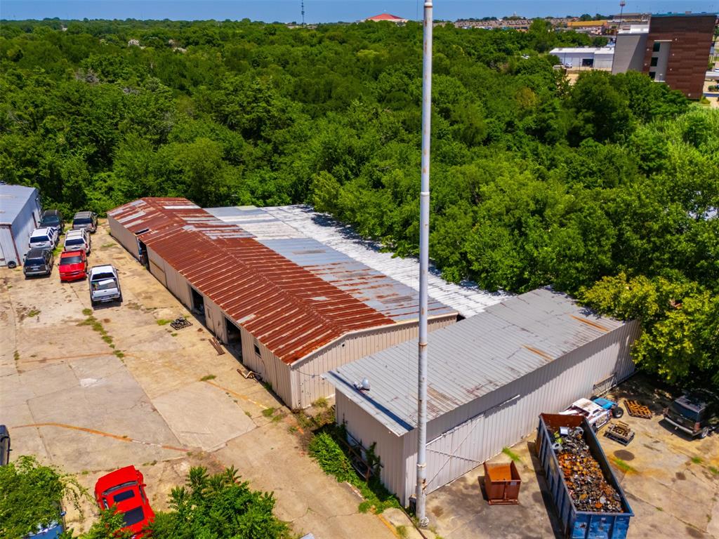 Crestview - Commercial Sale