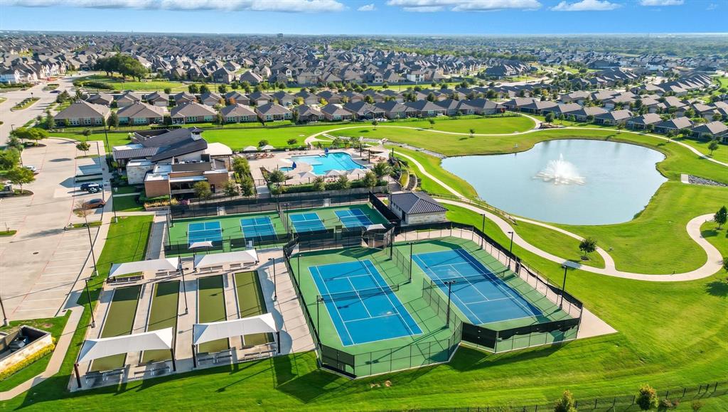 Little Elm, Texas 76227, United States, 3 Bedrooms Bedrooms, ,2 BathroomsBathrooms,Residential,Pending,208529